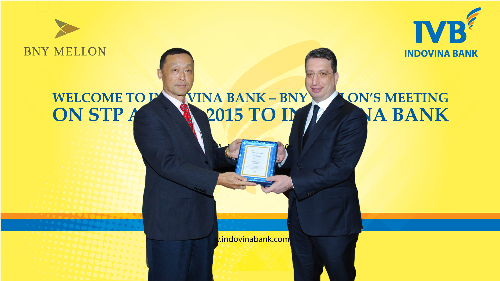 Indovina Bank nhận giải quốc tế  từ The Bank of New York Mellon (BNY Mellon) năm 2015 ( theo vnexpress.net)